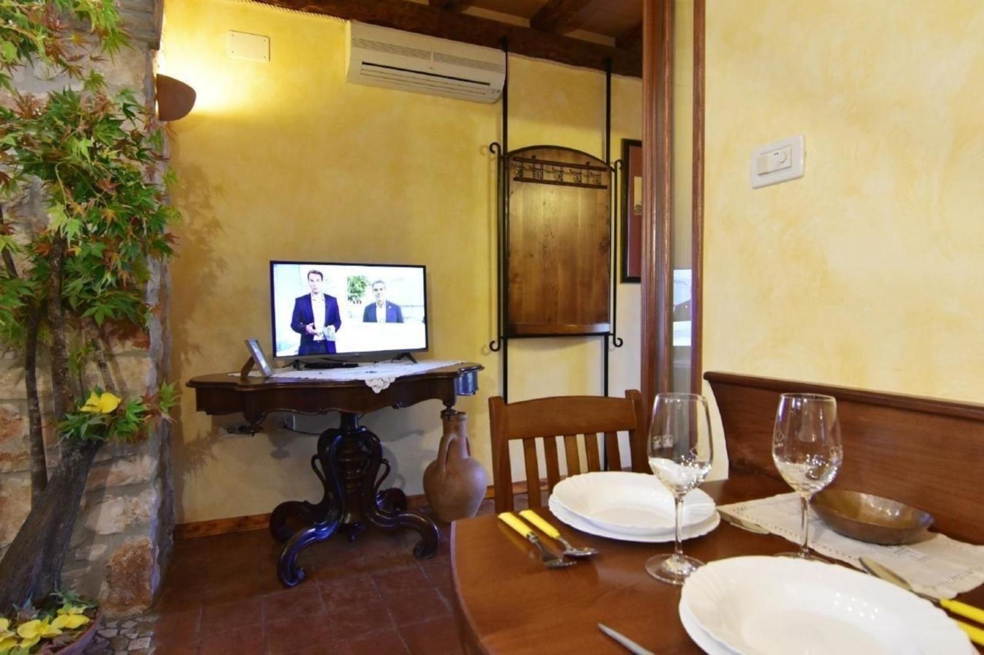 Tolles In Mit Grill, Terrasse Und Garten Apartment