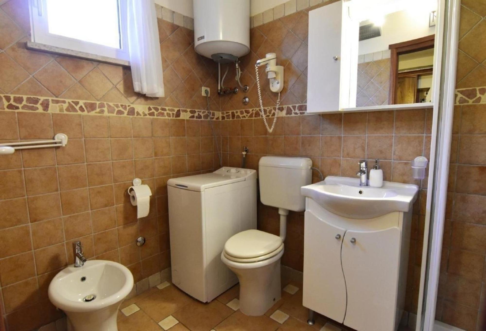 Apartment Tolles In Mit Grill, Terrasse Und Garten