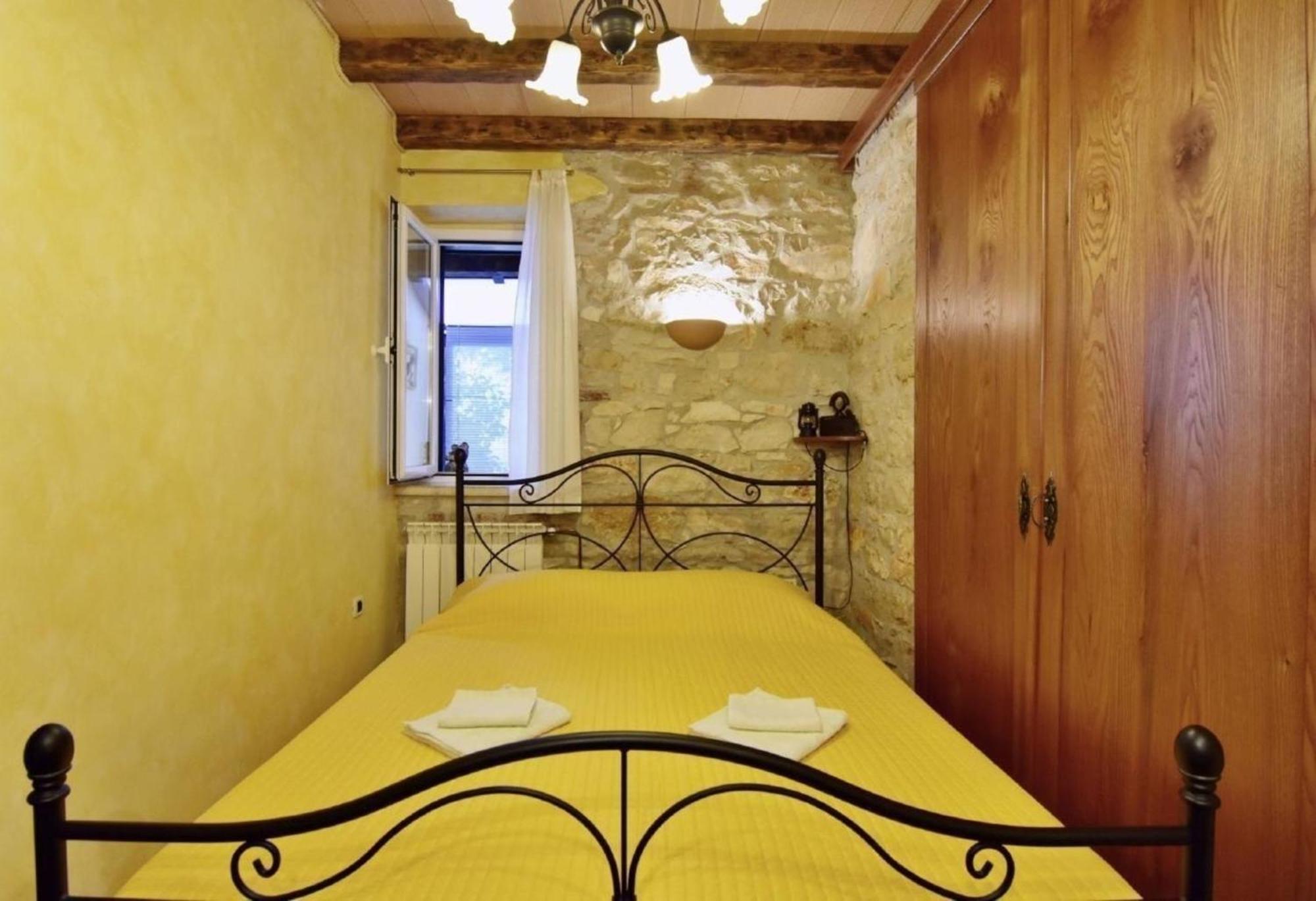 Apartment Tolles In Mit Grill, Terrasse Und Garten *